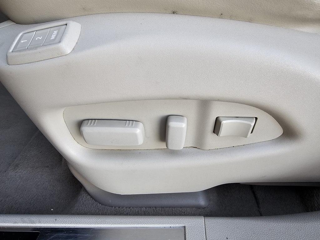 Cadillac SRX FWD 4dr Luxury Collection 2012