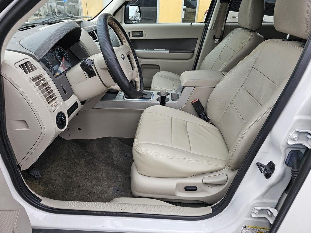 Ford Escape 4WD 4dr XLT 2012