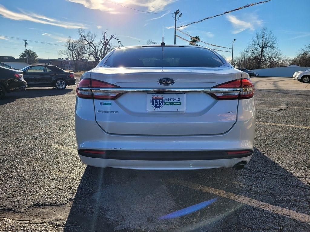 Ford Fusion SE FWD 2017