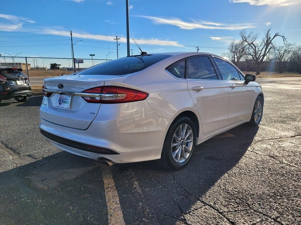 Ford Fusion SE FWD 2017