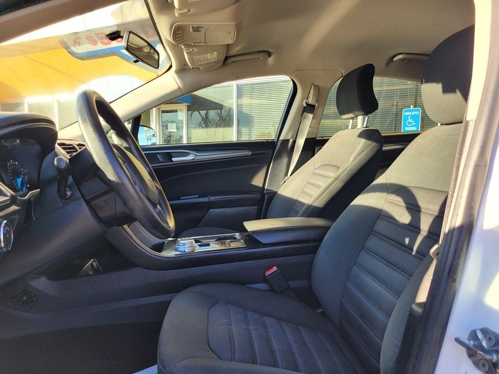 Ford Fusion SE FWD 2017
