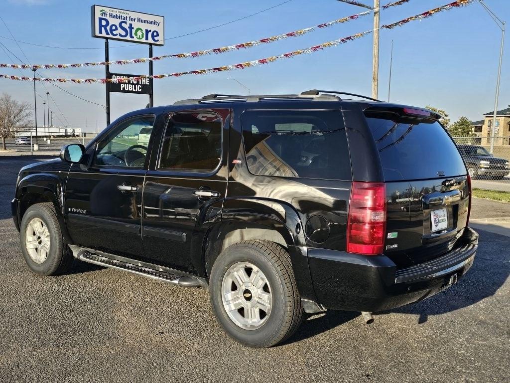 Chevrolet Tahoe 2WD 4dr 1500 LT w/2LT 2008