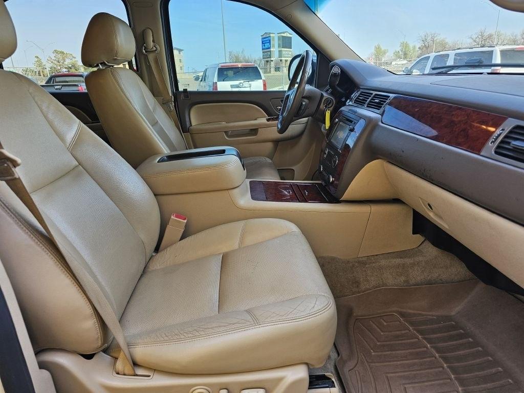 Chevrolet Tahoe 4WD 4dr LTZ 2014