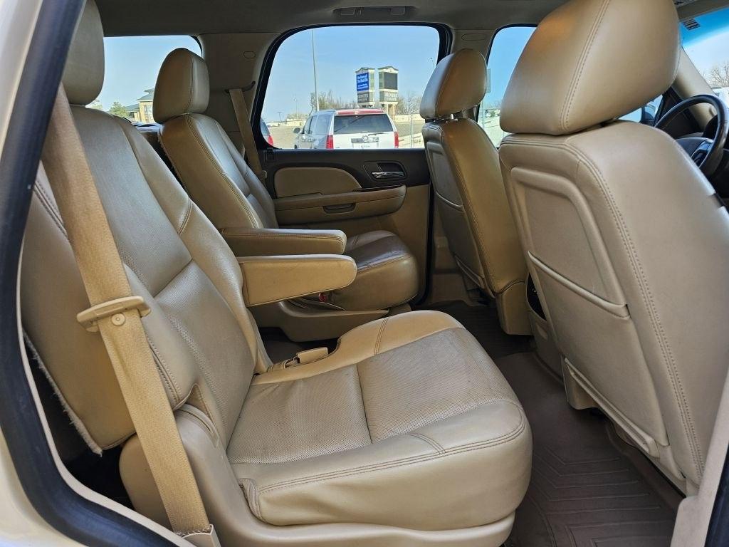 Chevrolet Tahoe 4WD 4dr LTZ 2014