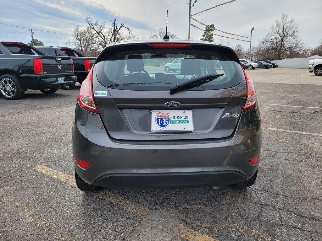 Ford Fiesta 5dr HB SE 2016