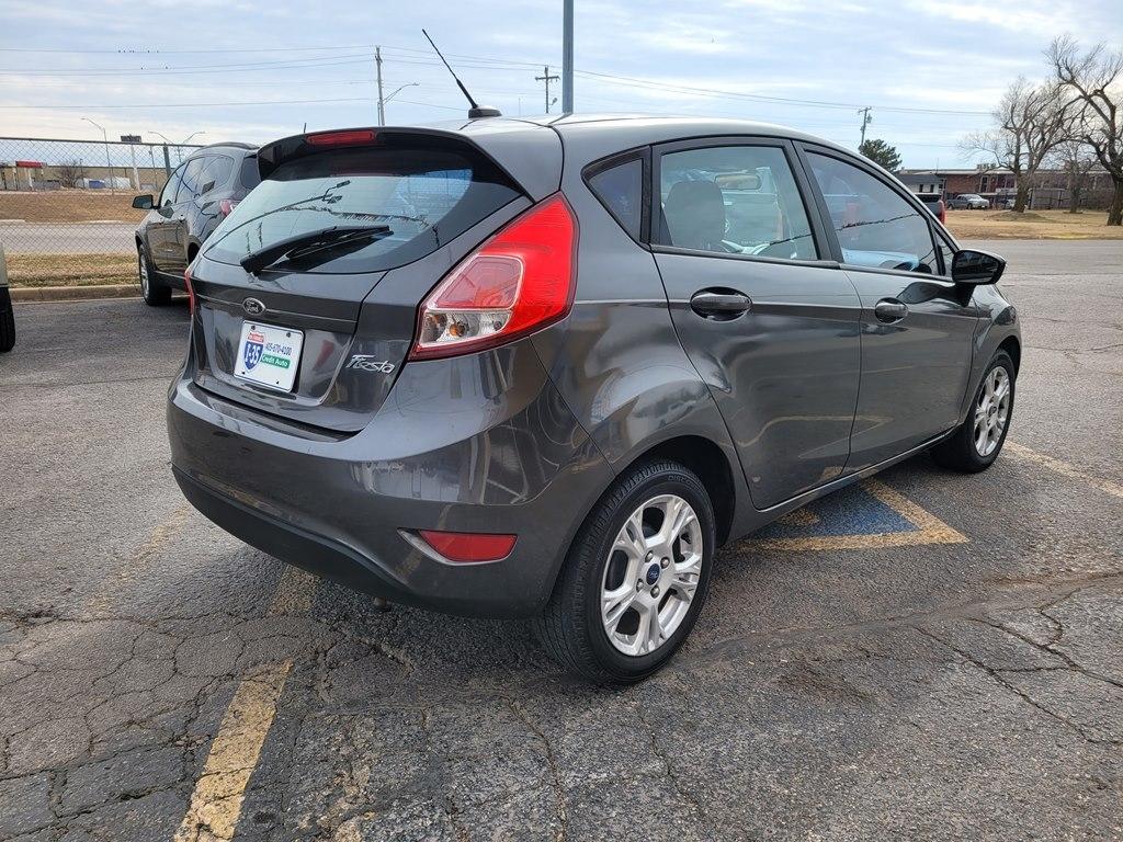 Ford Fiesta 5dr HB SE 2016