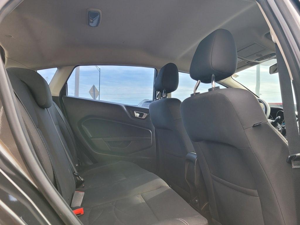 Ford Fiesta 5dr HB SE 2016