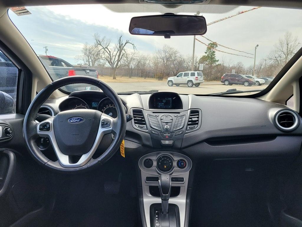 Ford Fiesta 5dr HB SE 2016