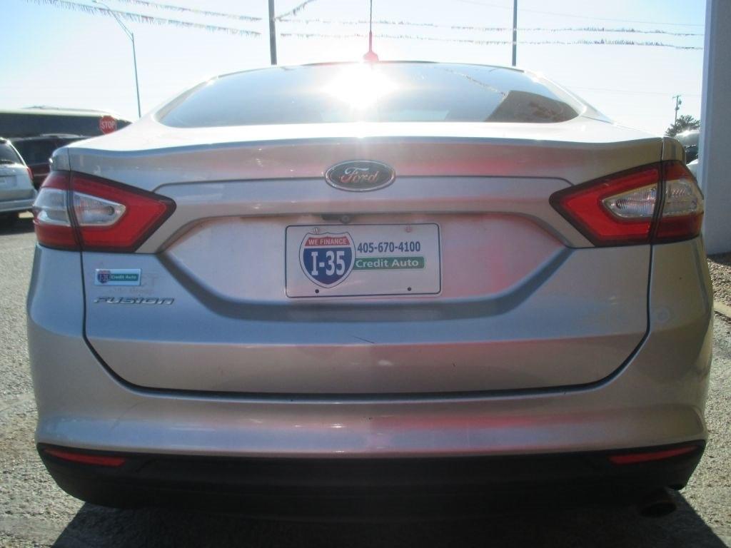 Ford Fusion 4dr Sdn S FWD 2015