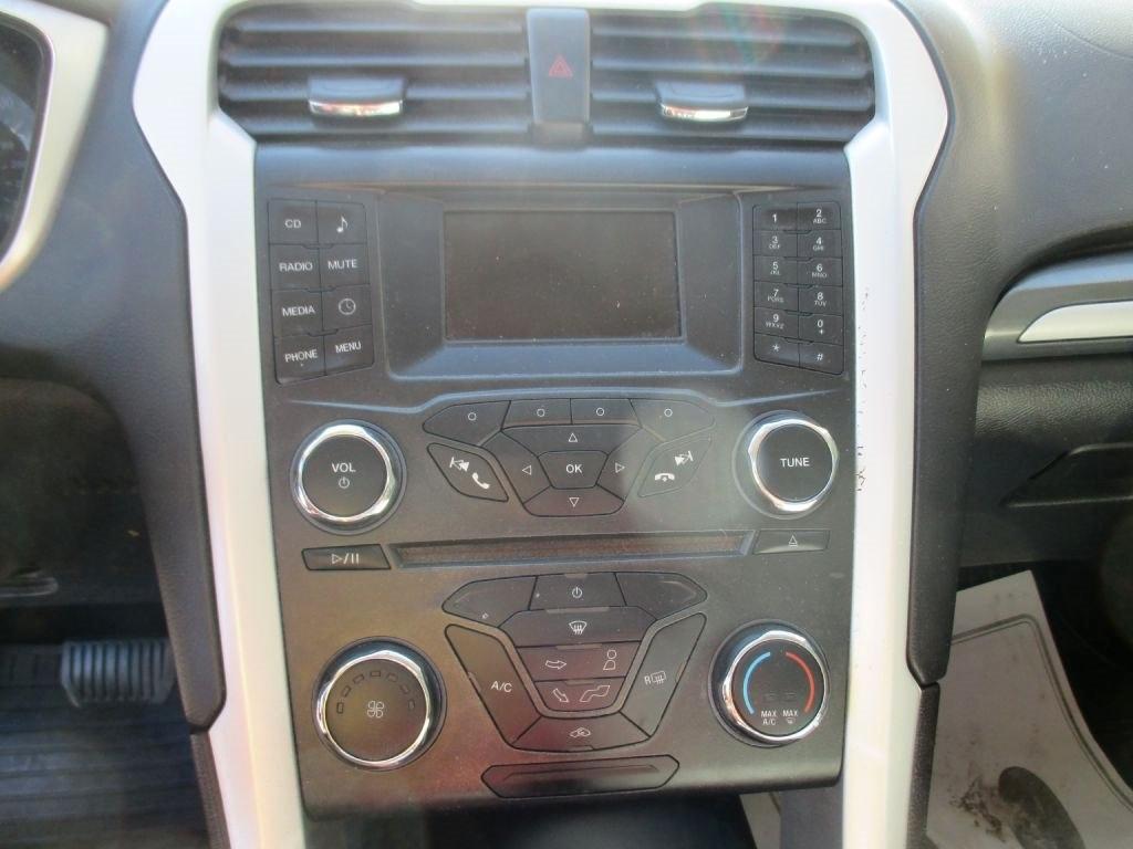 Ford Fusion 4dr Sdn S FWD 2015