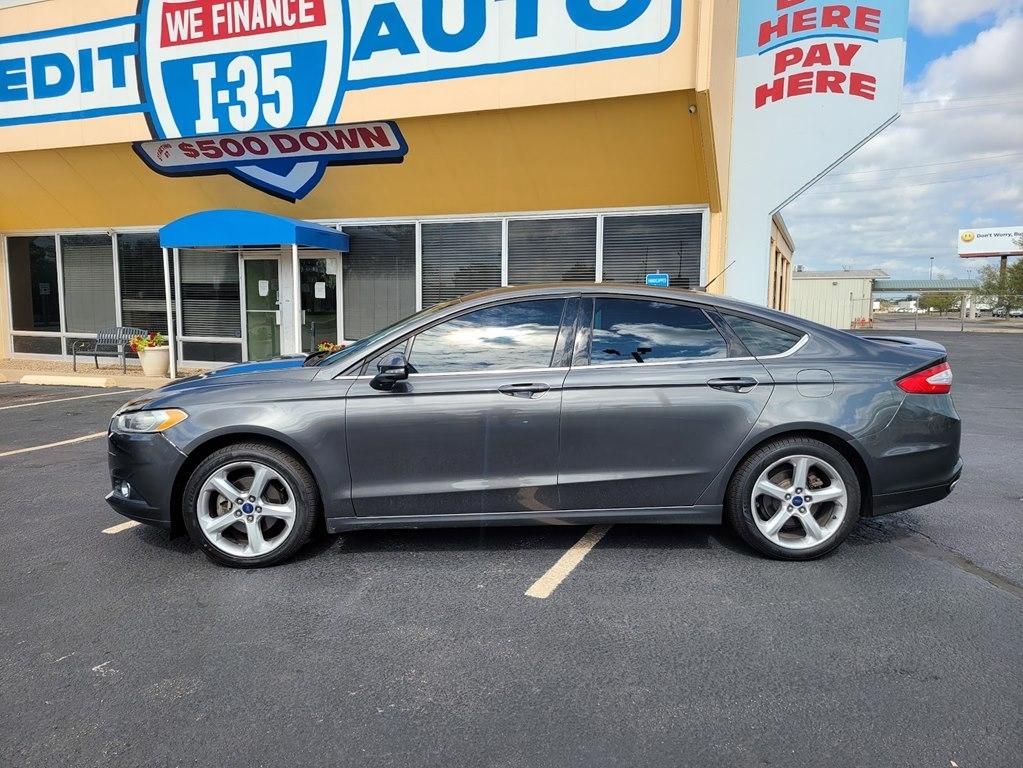 Ford Fusion 4dr Sdn SE FWD 2016
