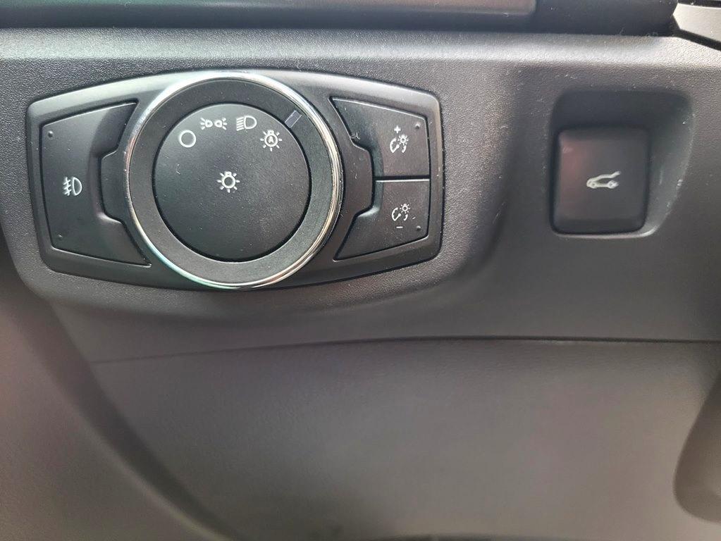 Ford Fusion 4dr Sdn SE FWD 2016