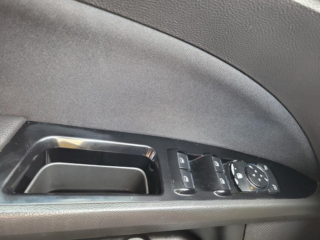 Ford Fusion 4dr Sdn SE FWD 2016