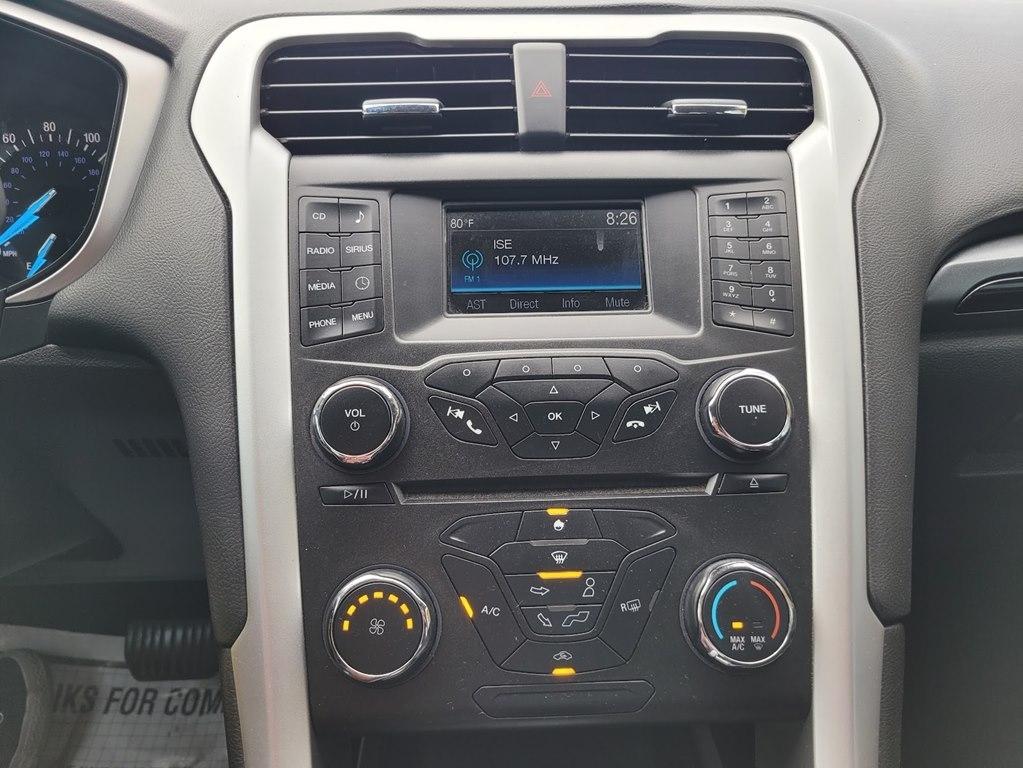 Ford Fusion 4dr Sdn SE FWD 2016