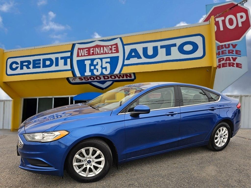 Ford Fusion S FWD 2017