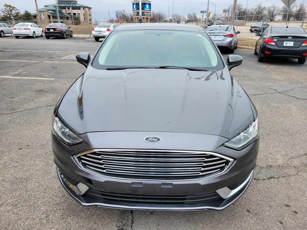 Ford Fusion S FWD 2017