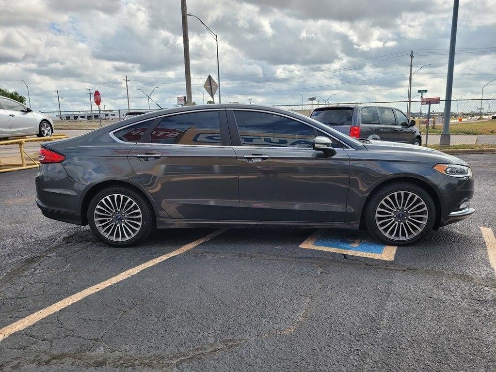 Ford Fusion SE FWD 2017