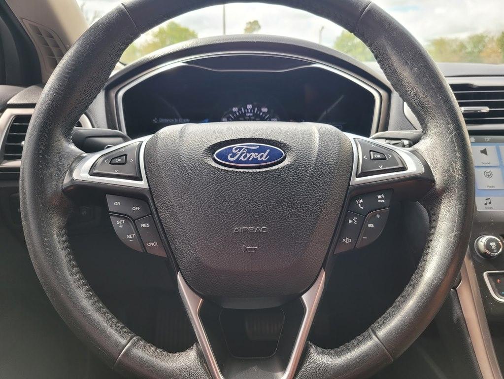 Ford Fusion SE FWD 2017