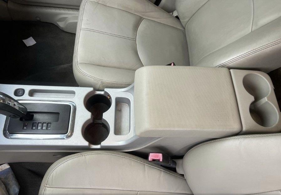 Mercury Mariner FWD 4dr Premier 2011