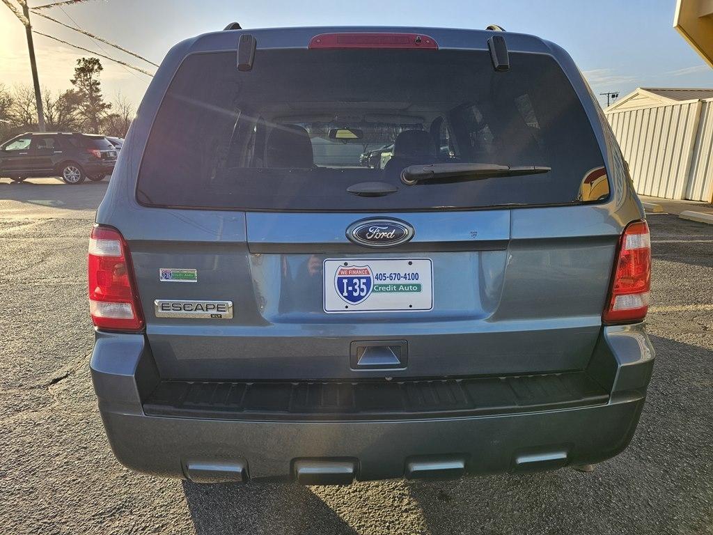 Ford Escape FWD 4dr XLT 2012