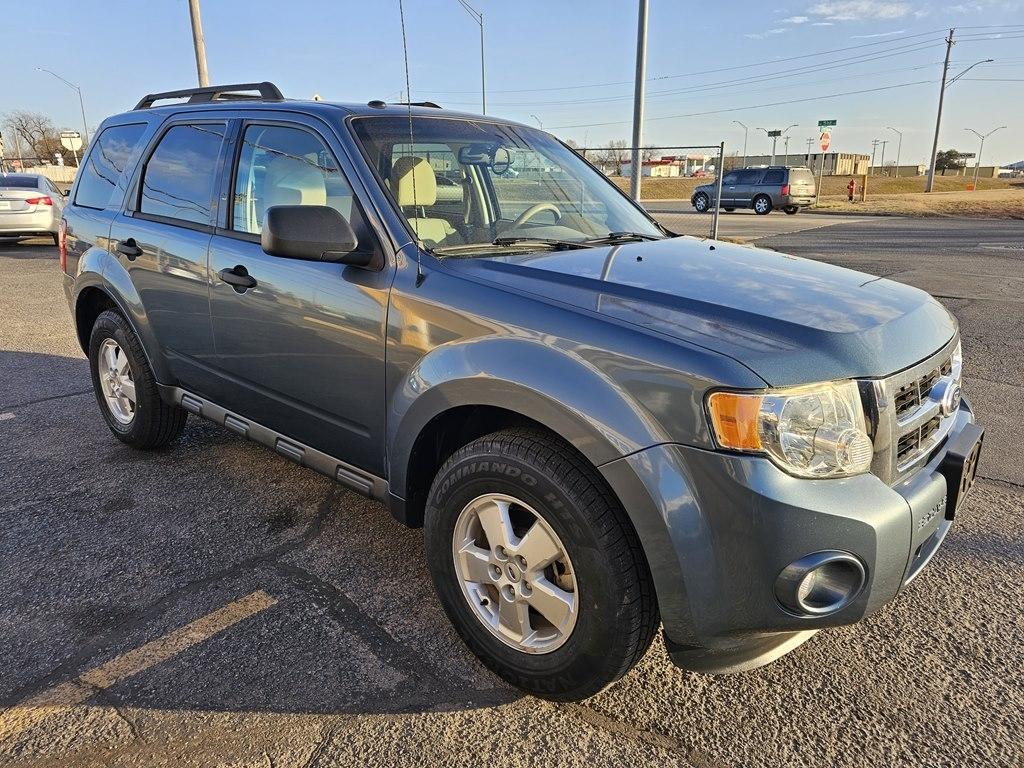Ford Escape FWD 4dr XLT 2012
