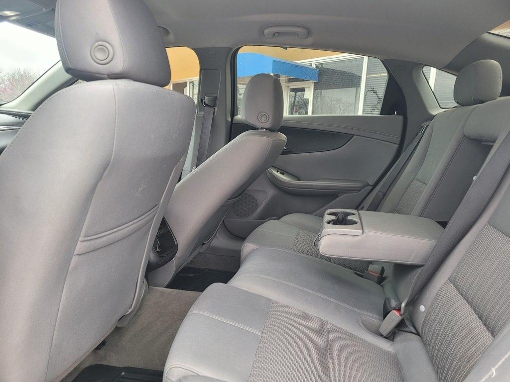 Chevrolet Impala 4dr Sdn LS w/1LS 2017