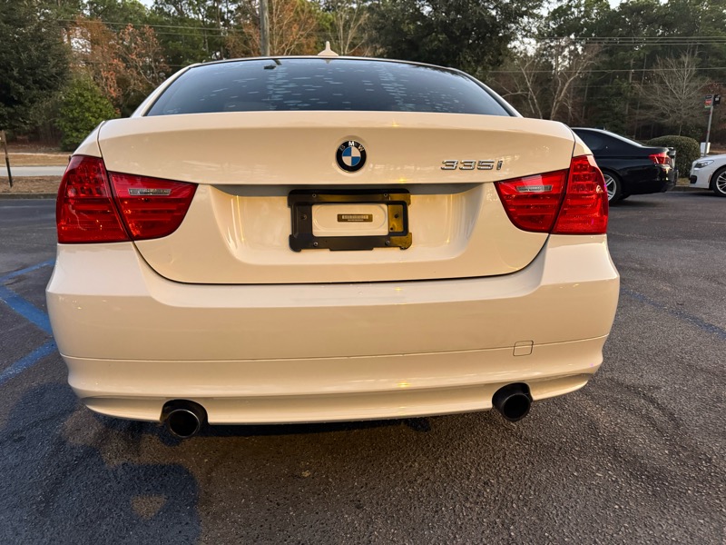 BMW 3-Series 335i 2011