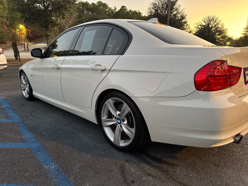 BMW 3-Series 335i 2011