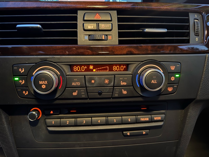 BMW 3-Series 335i 2011