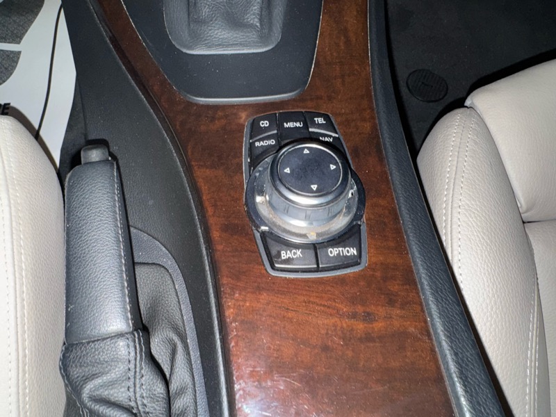 BMW 3-Series 335i 2011