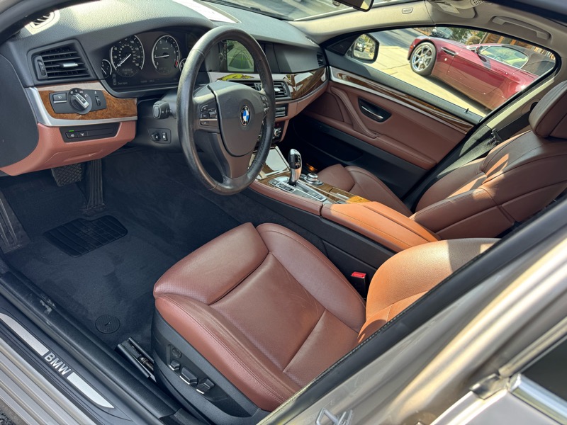 BMW 5-Series 528i 2013