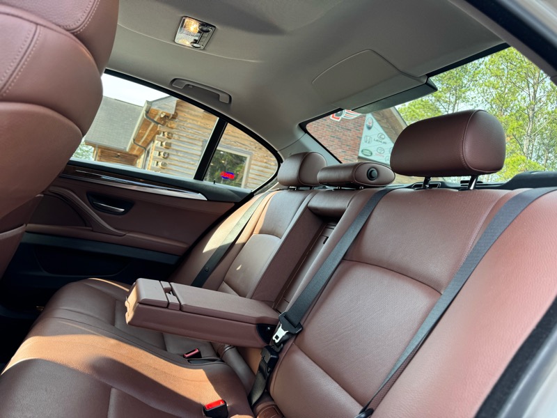 BMW 5-Series 528i 2013