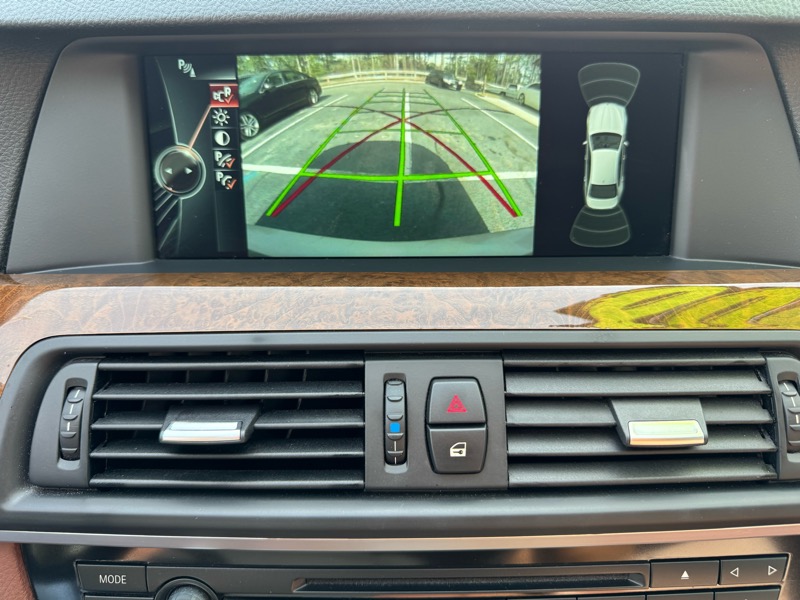 BMW 5-Series 528i 2013