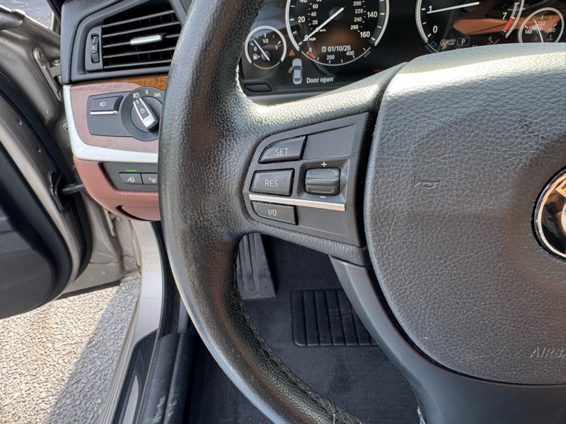 BMW 5-Series 528i 2013