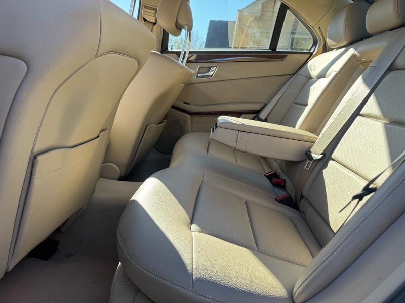 Mercedes-Benz E-Class E350 Sedan 2010