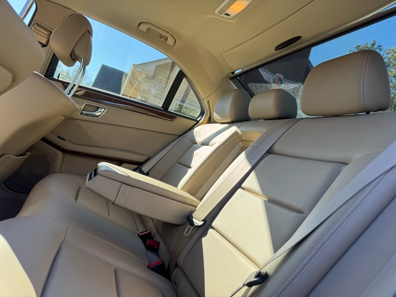 Mercedes-Benz E-Class E350 Sedan 2010