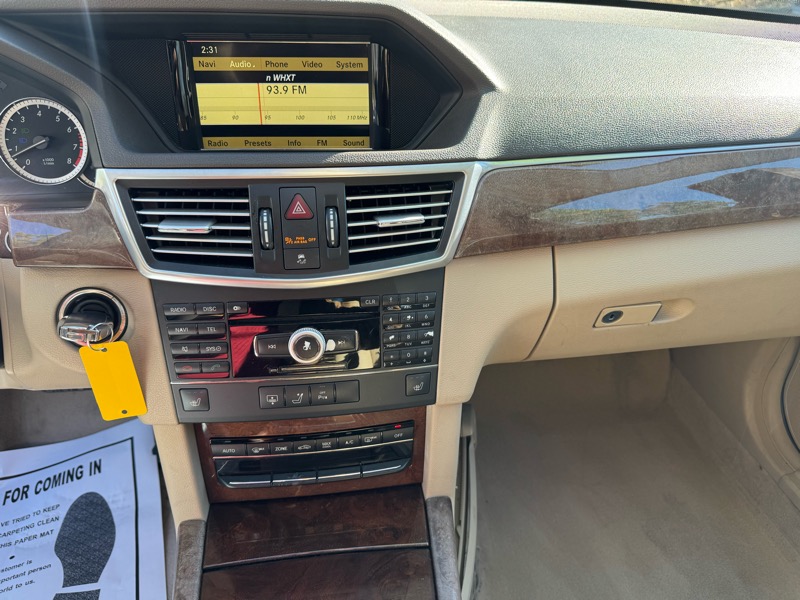 Mercedes-Benz E-Class E350 Sedan 2010