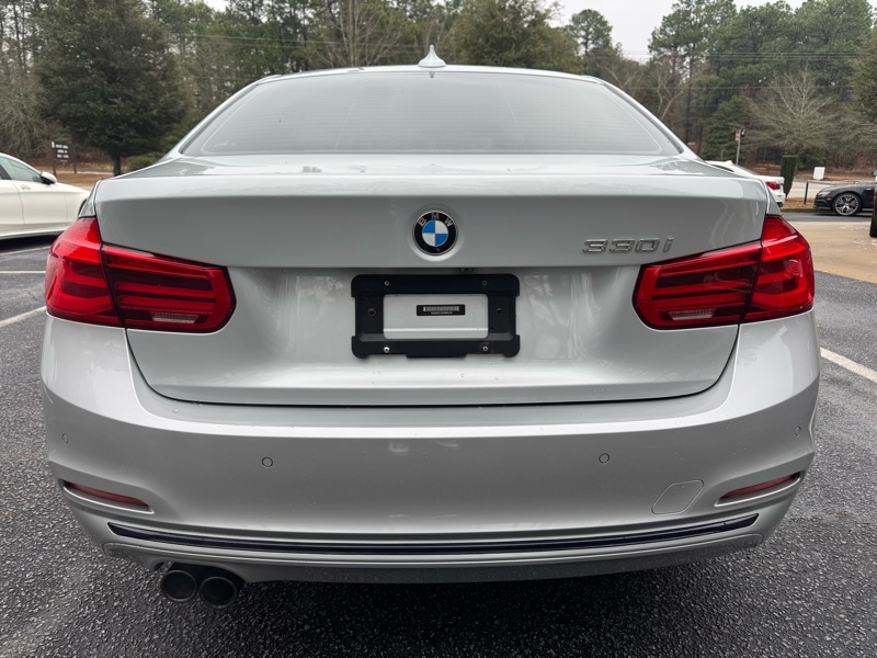BMW 3-Series 330i Sedan 2017