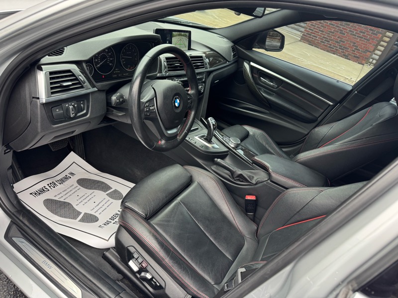 BMW 3-Series 330i Sedan 2017