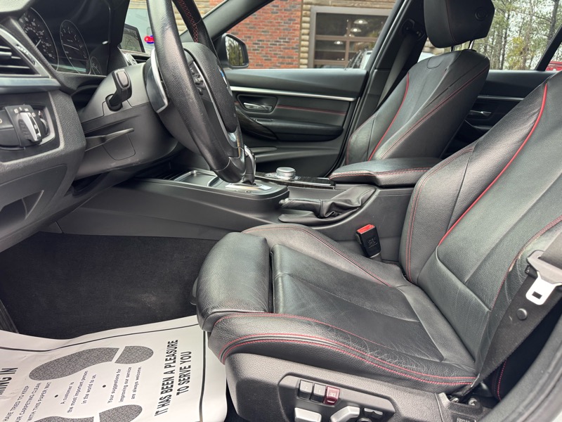 BMW 3-Series 330i Sedan 2017