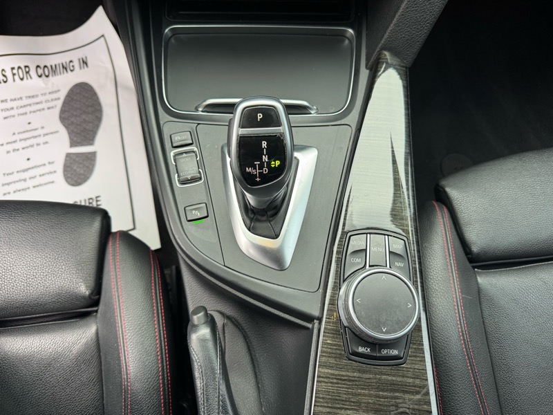 BMW 3-Series 330i Sedan 2017