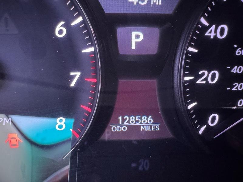 Lexus LS 460 Luxury Sedan 2011