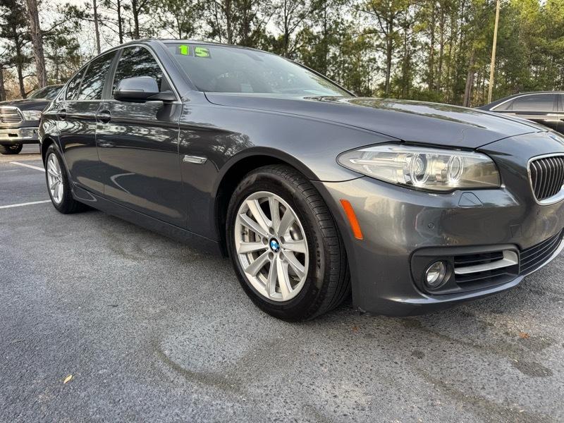 BMW 5-Series 528i 2015