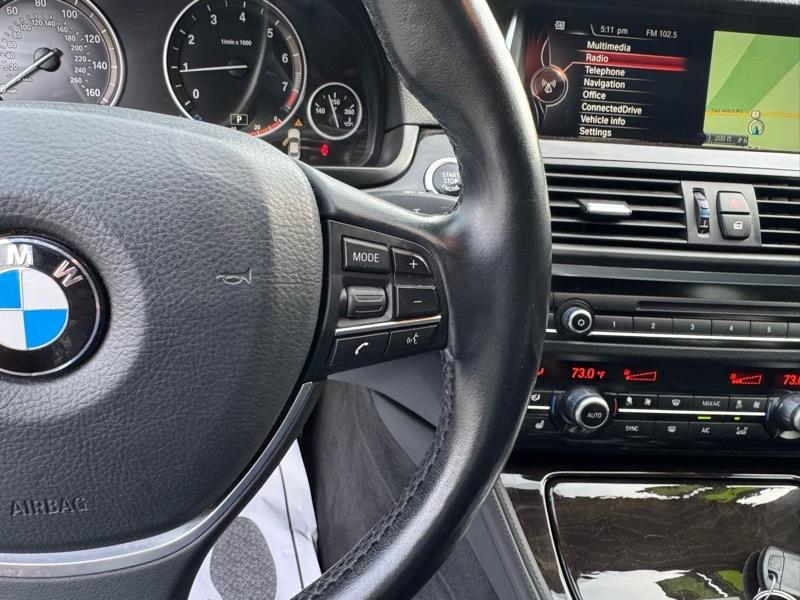 BMW 5-Series 528i 2015