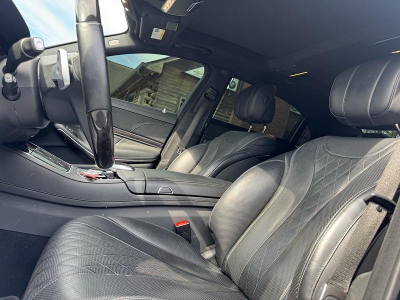 Mercedes-Benz S-Class S560 2019