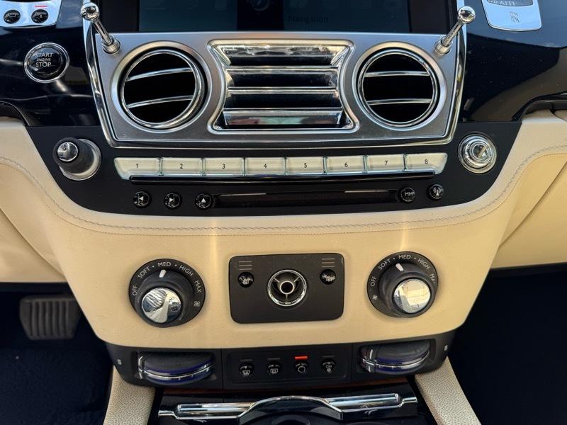 Rolls-Royce Wraith Coupe 2014