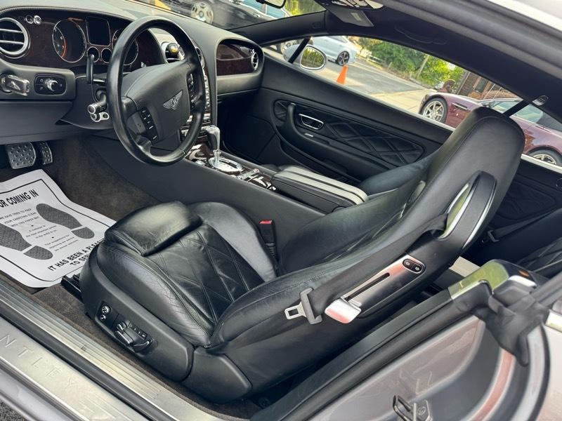 Bentley Continental GT Coupe 2005