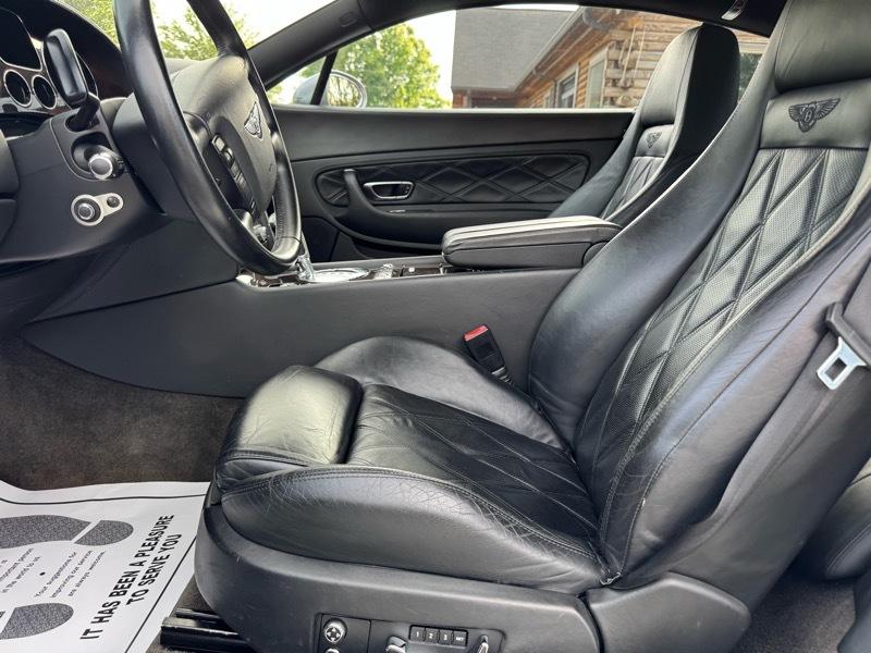 Bentley Continental GT Coupe 2005