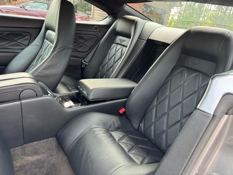 Bentley Continental GT Coupe 2005