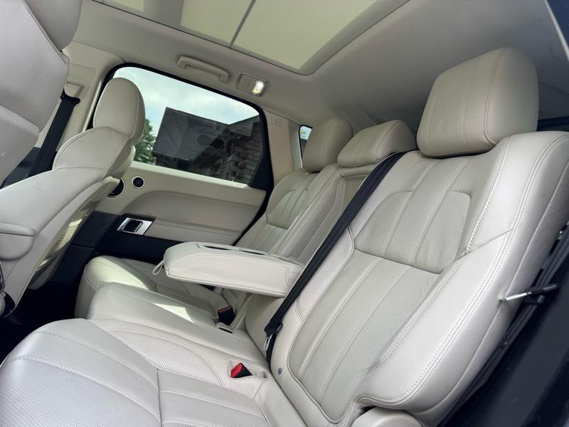Land Rover Range Rover Sport 3.0L V6 Supercharged SE 2014